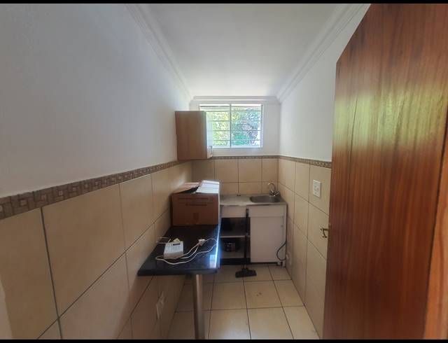 210M² BUSINESS TO LET IN NORWOOD